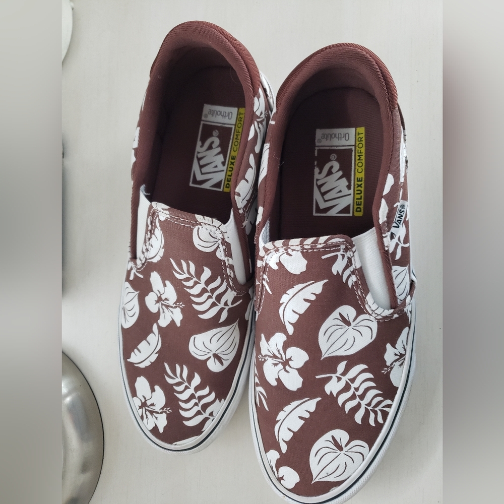 Vans Chocolate and White Floral Slip-Ons Mens 9.5